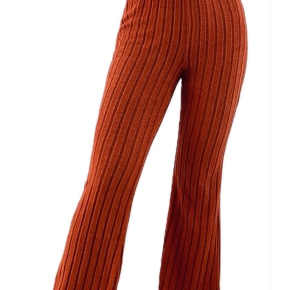 COPY - Halter Top & Flare Leg Pants *NEW* - Picture 3 of 10